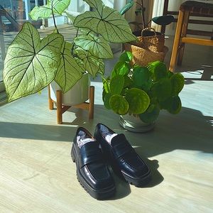 LABUCQ Mika Loafers Size 7 /37